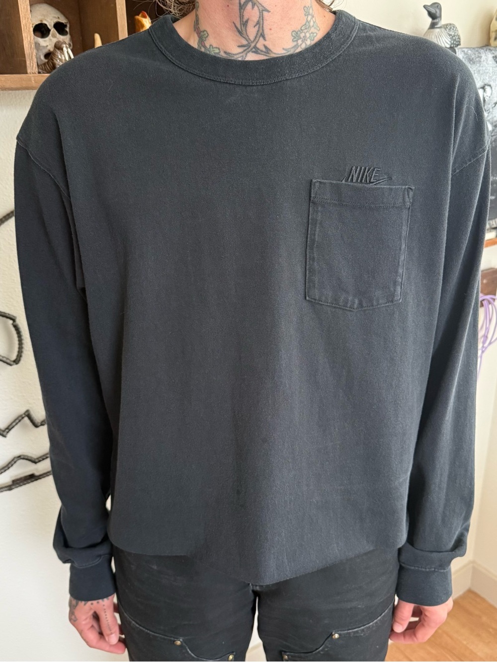 Nike Black Cropped Boxy Long Sleeve Pocket Tee ~ Size Medium